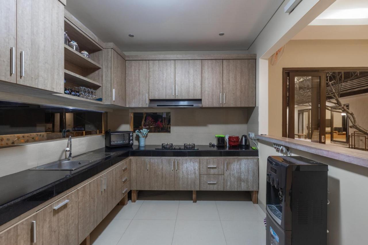 Villa Mayasari 6 Bed Rooms Nusa Dua  Exterior foto
